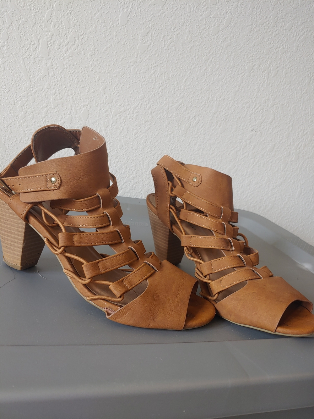 Women's Strappy Block Heel Sandals - Tan Faux Leather